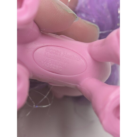 🍁 3/$20 My Little Pony G5 Princess Pipp Petals Unicorn Figure 3" Brushable - Picture 4 of 4